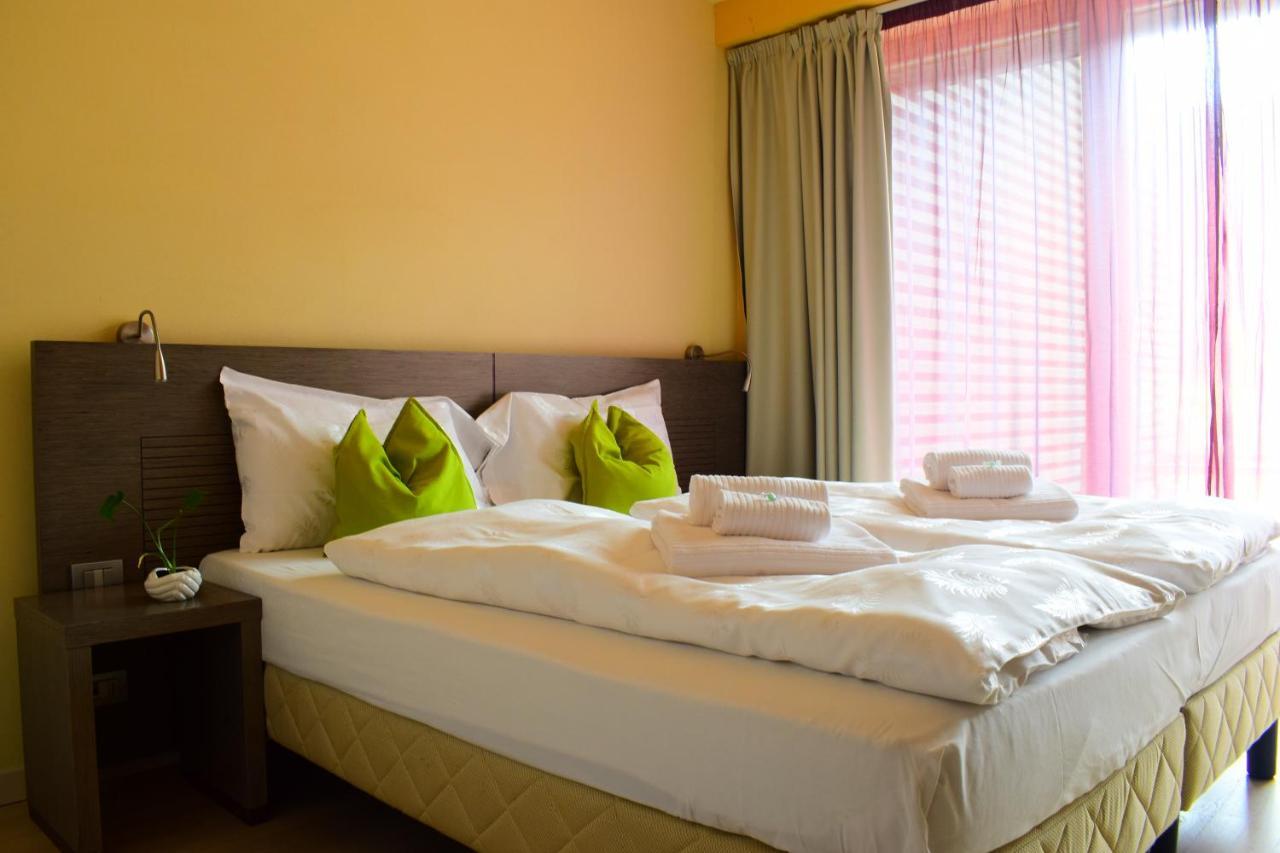 Hotel Kube Folgaria Kültér fotó